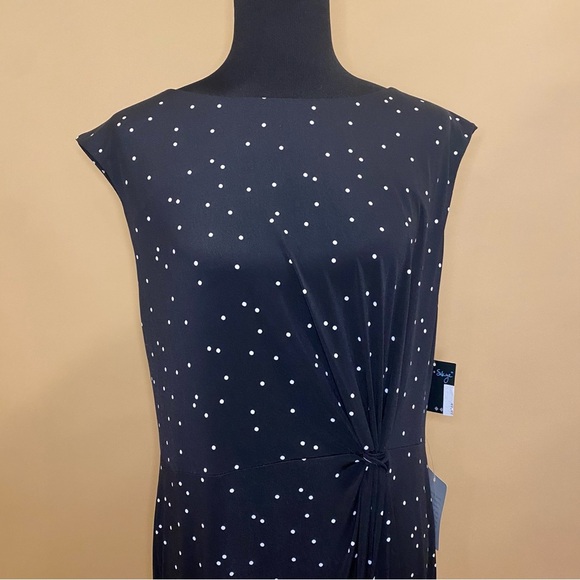 Gabby Skye Black White Sleeveless Polka Dot Fit & Flare Midi Dress 16 NWT - Picture 2 of 9